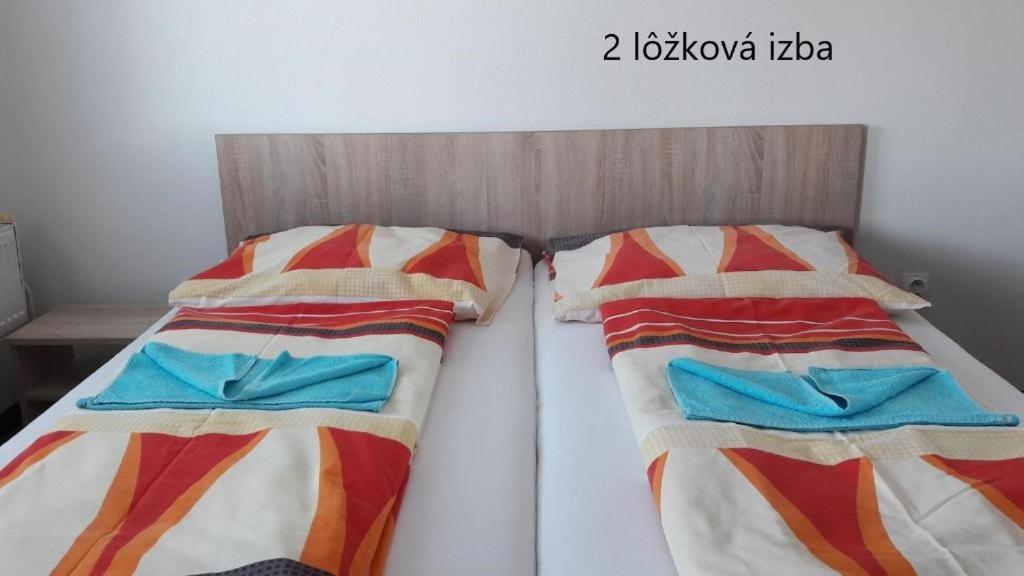 Európa Penzión Štúrovo Kültér fotó