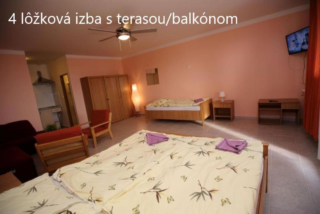 Európa Penzión Štúrovo Kültér fotó